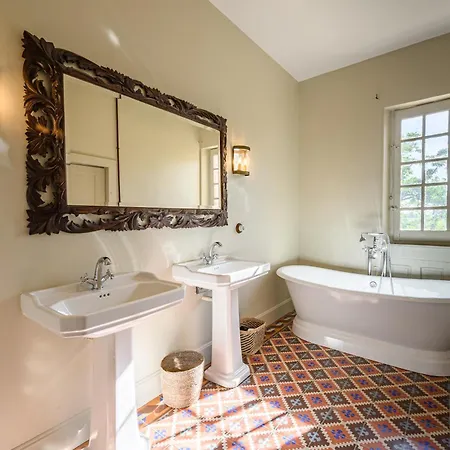 Дом отдыха L'orangerie Des Demoiselles