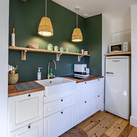 L'orangerie Des Demoiselles * Frouzins