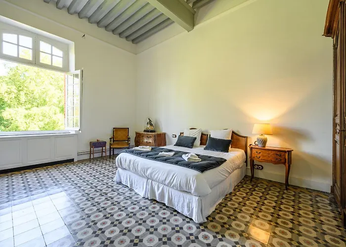 L'orangerie Des Demoiselles * Frouzins