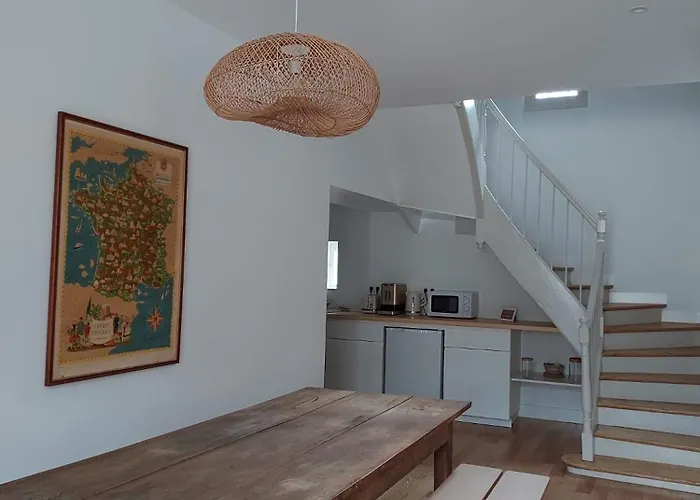 L'orangerie Des Demoiselles * Frouzins